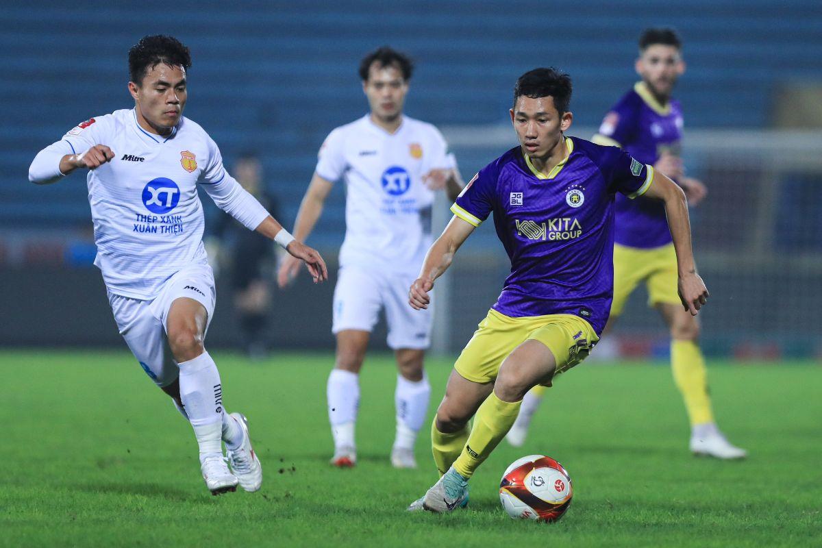 Kết quả vòng 11 V-League tối 10/11: Nam Định bất phân thắng bại cùng Hà Nội FC